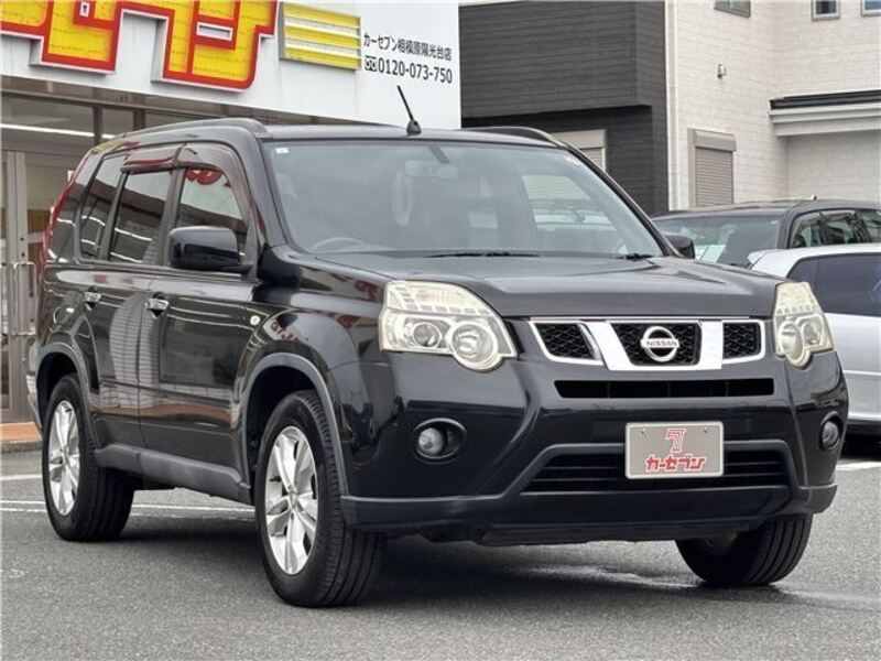 X-TRAIL