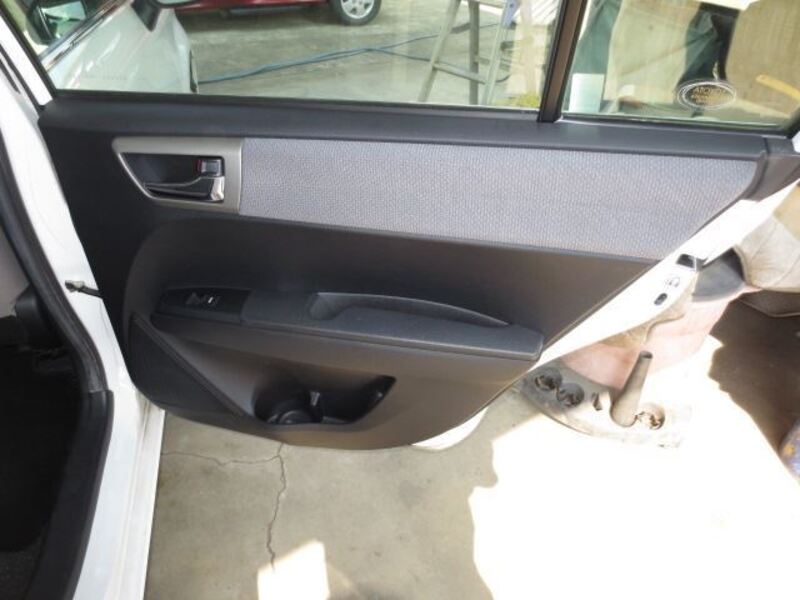 COROLLA AXIO