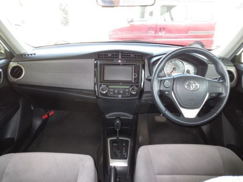 COROLLA AXIO