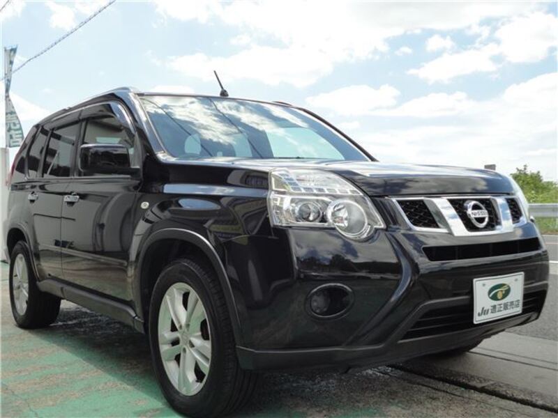 X-TRAIL-0
