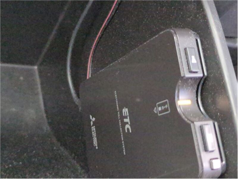 AXELA HYBRID