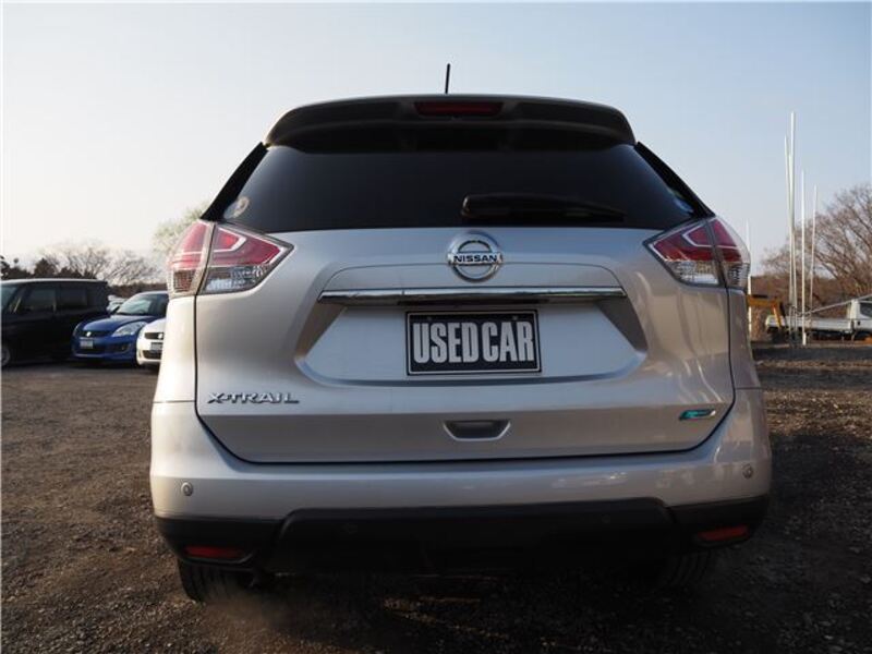 X-TRAIL