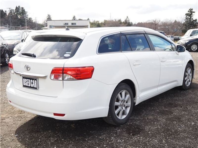 AVENSIS WAGON