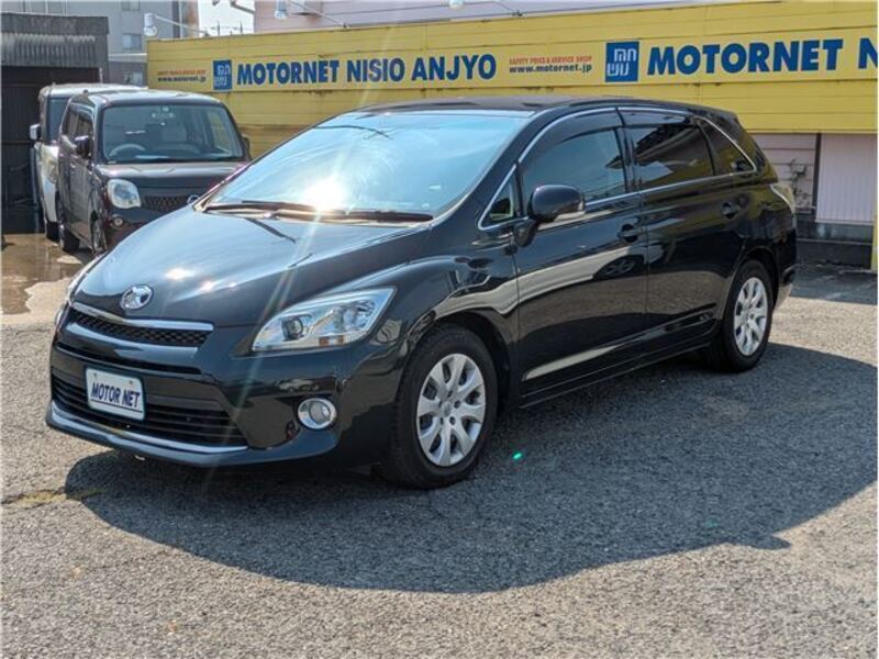 TOYOTA MARK X ZIO