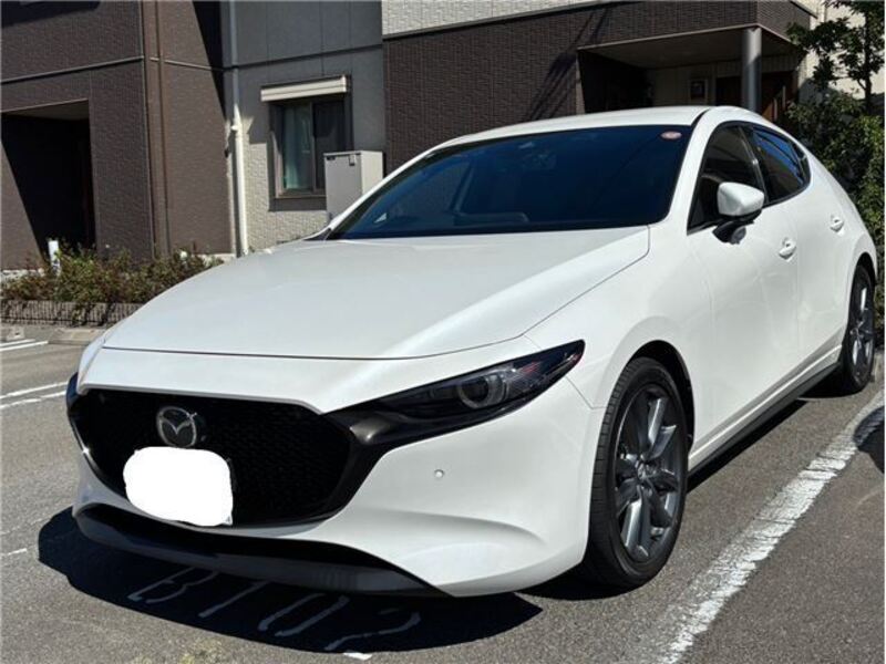 MAZDA3-0