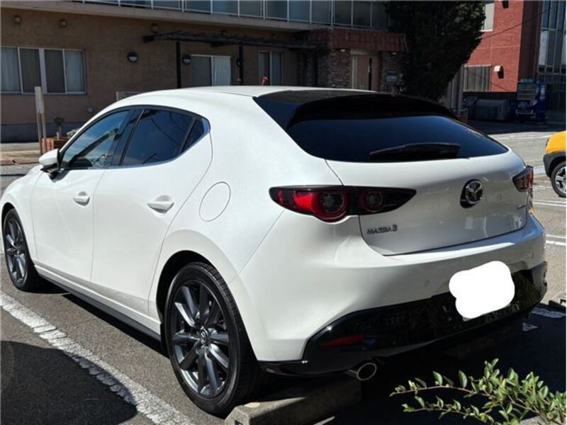 MAZDA3