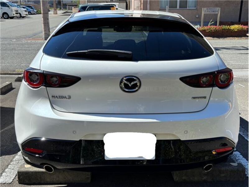 MAZDA3