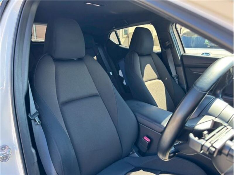 MAZDA3