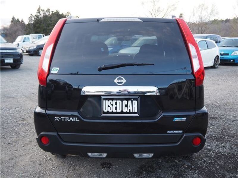 X-TRAIL