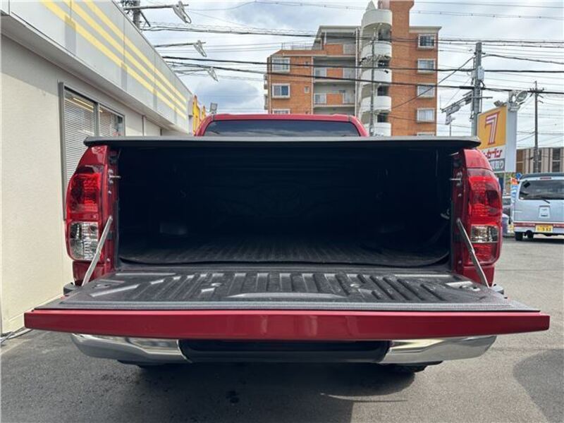 HILUX
