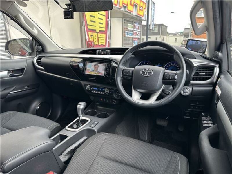 HILUX