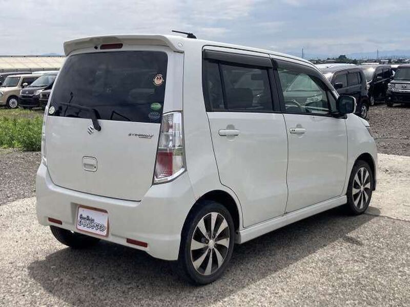 WAGON R