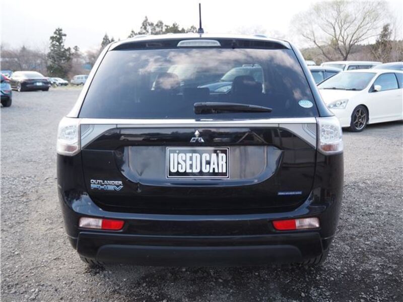 OUTLANDER