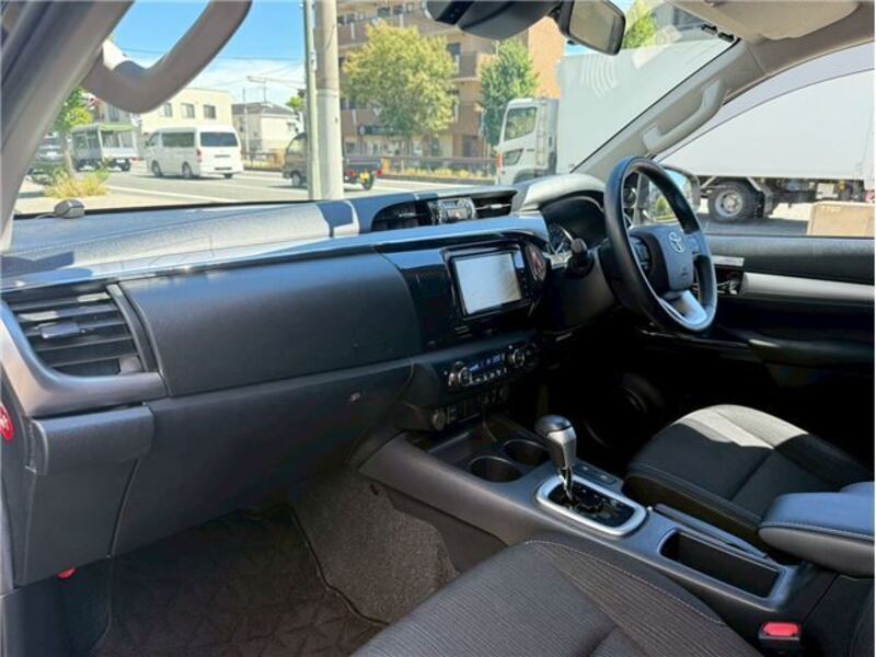 HILUX
