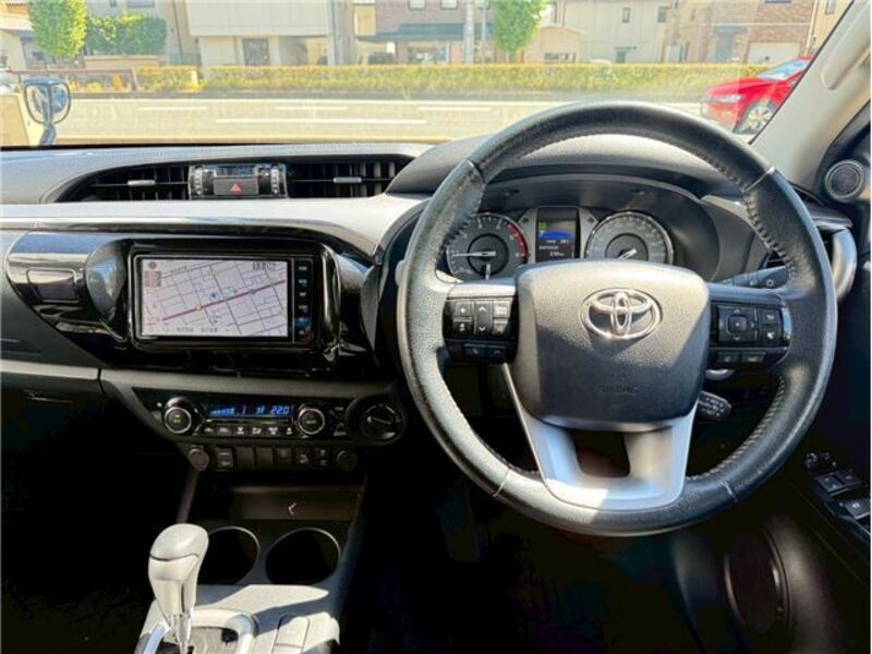 HILUX