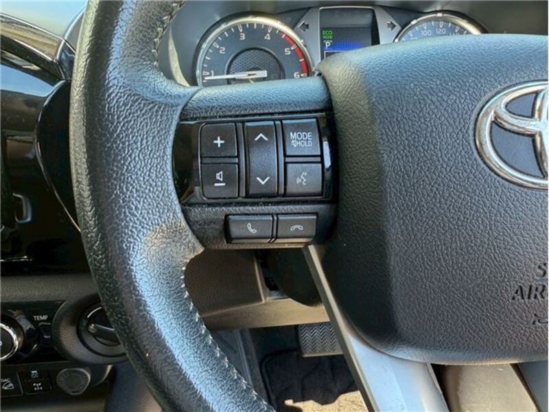HILUX