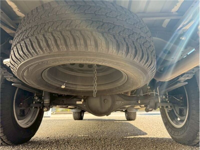 HILUX