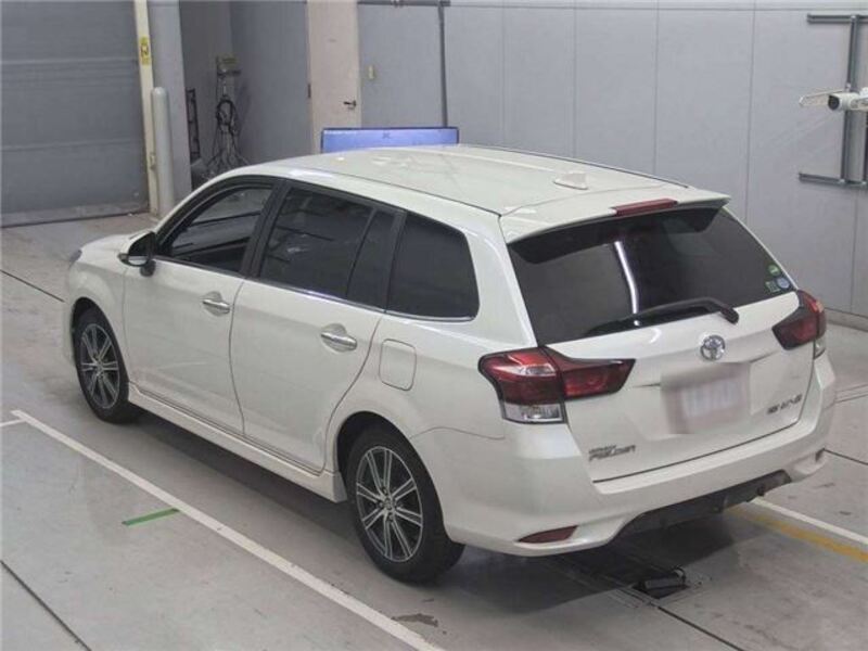 COROLLA FIELDER