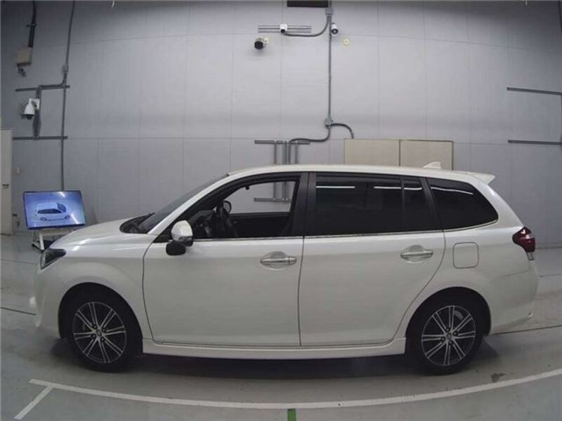 COROLLA FIELDER