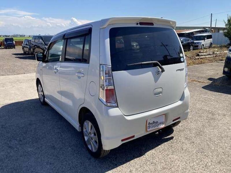 WAGON R