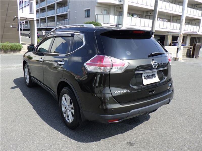 X-TRAIL