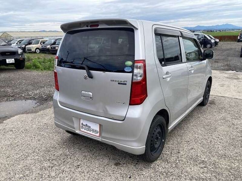WAGON R