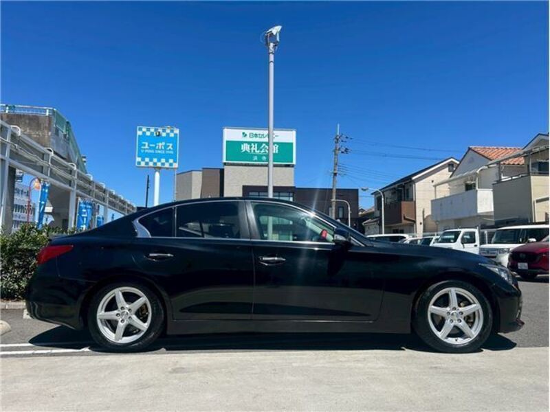 SKYLINE