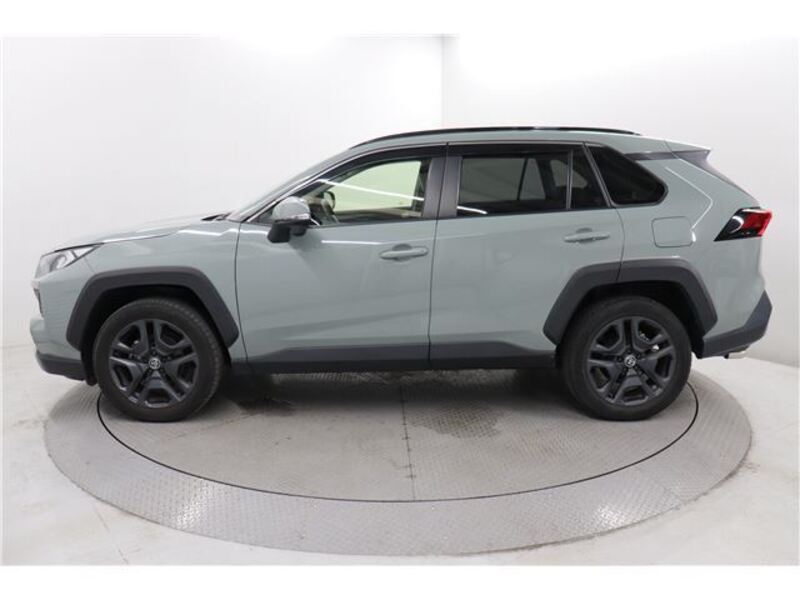 RAV4