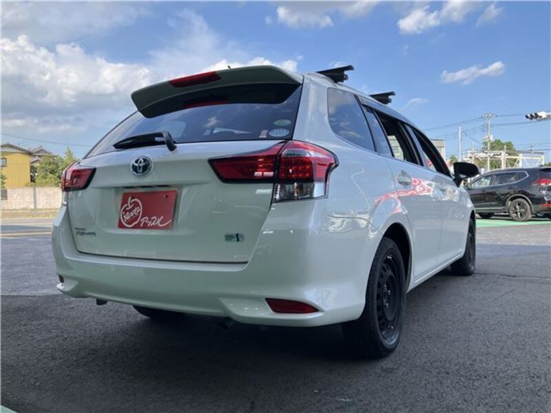 COROLLA FIELDER