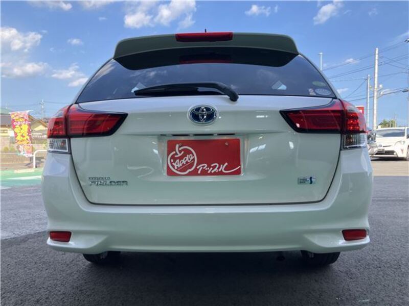 COROLLA FIELDER