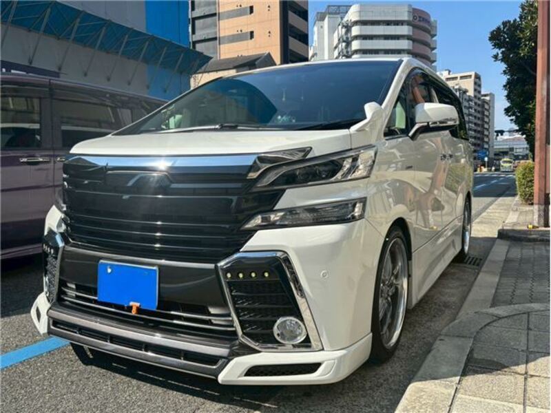 TOYOTA VELLFIRE