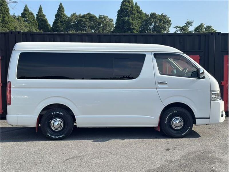 HIACE