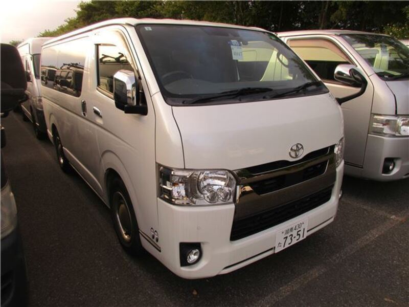 HIACE VAN