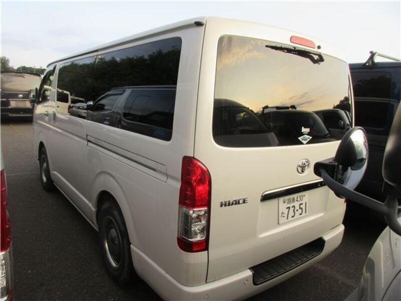 HIACE VAN