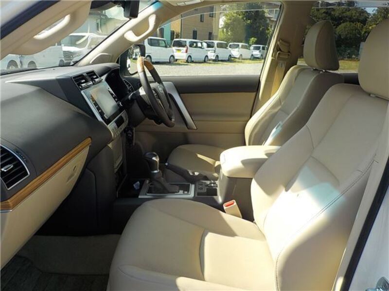 LAND CRUISER PRADO