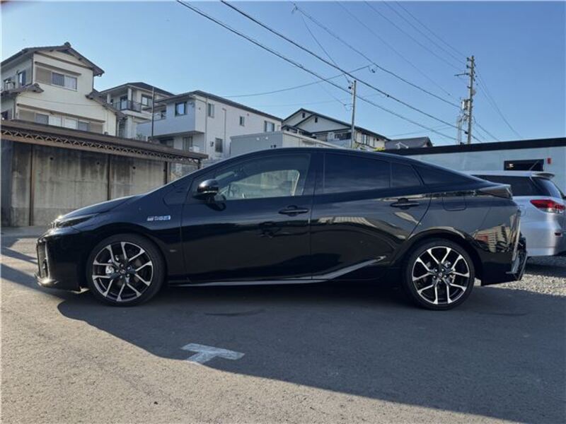 PRIUS PHV