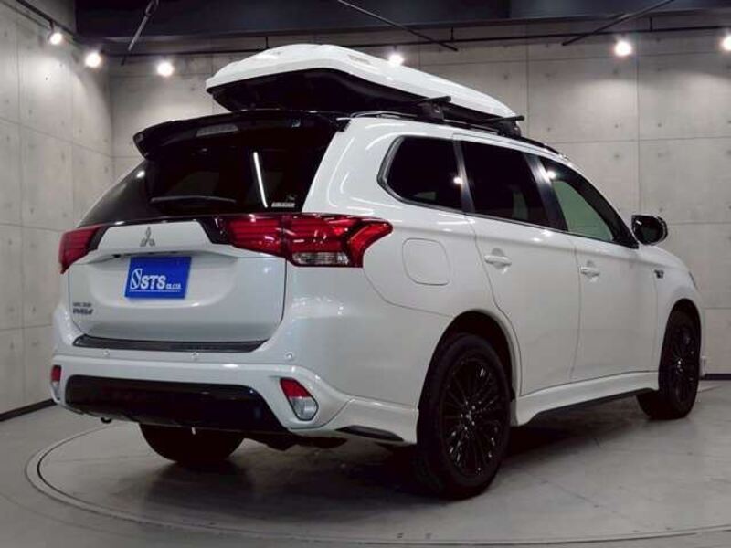 OUTLANDER PHEV
