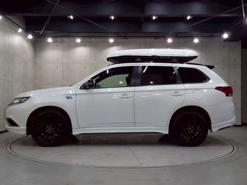 OUTLANDER PHEV