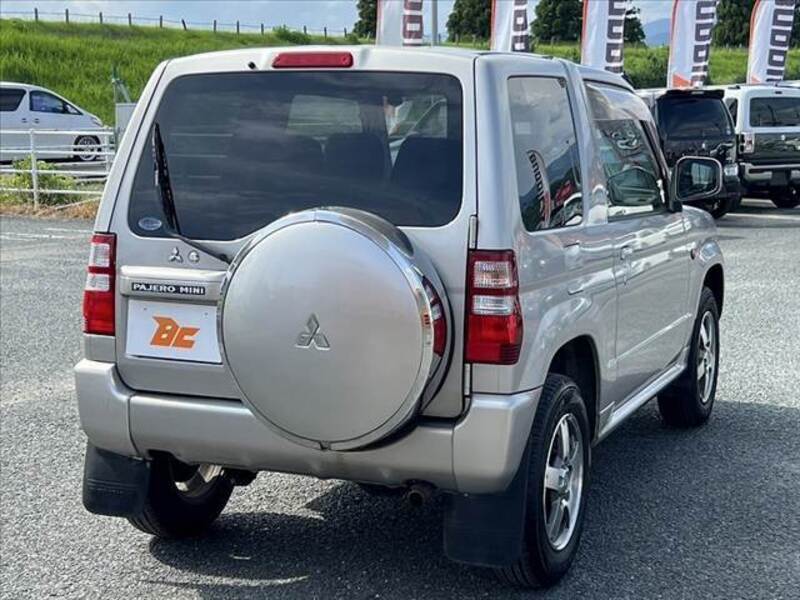 PAJERO MINI