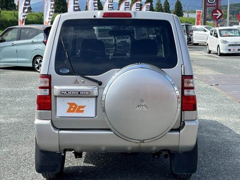 PAJERO MINI