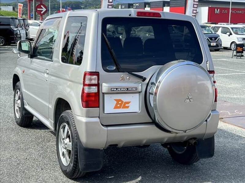 PAJERO MINI