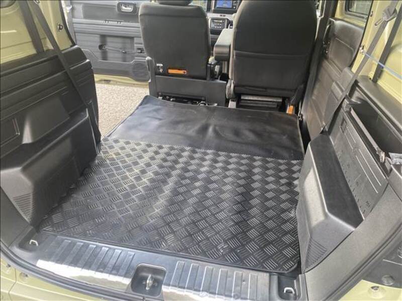 N-VAN