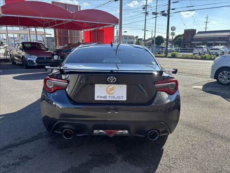 86