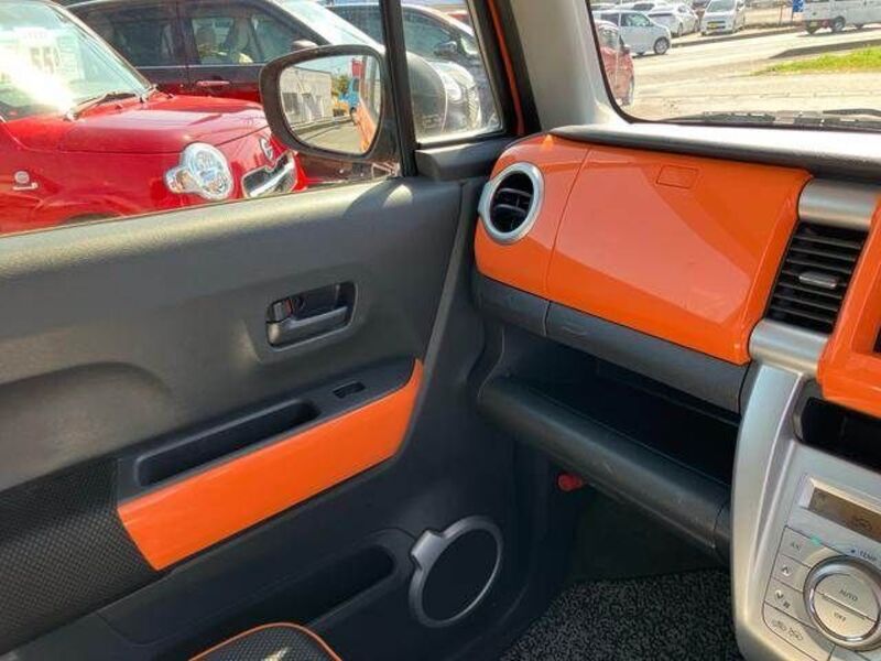 HUSTLER