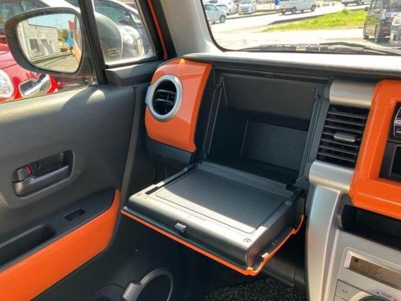 HUSTLER