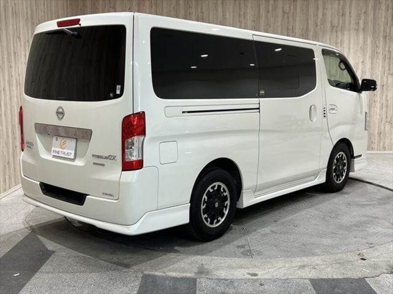 NV350 CARAVAN