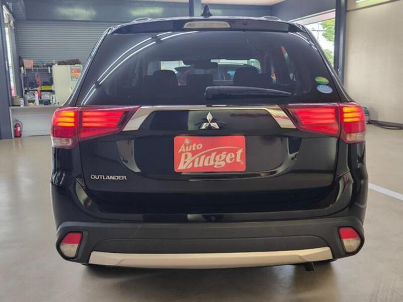 OUTLANDER