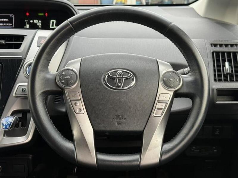 PRIUS ALPHA
