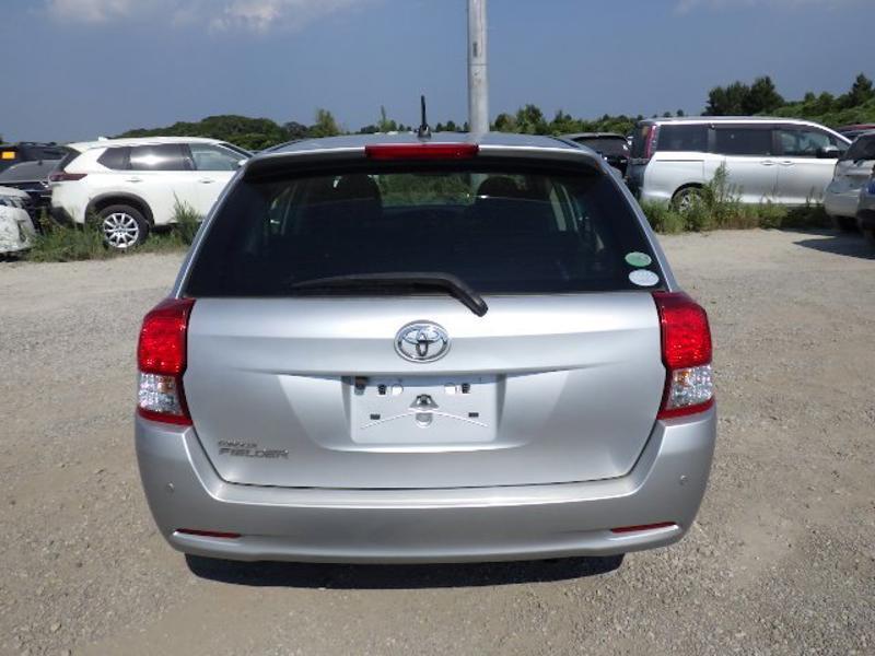 COROLLA FIELDER