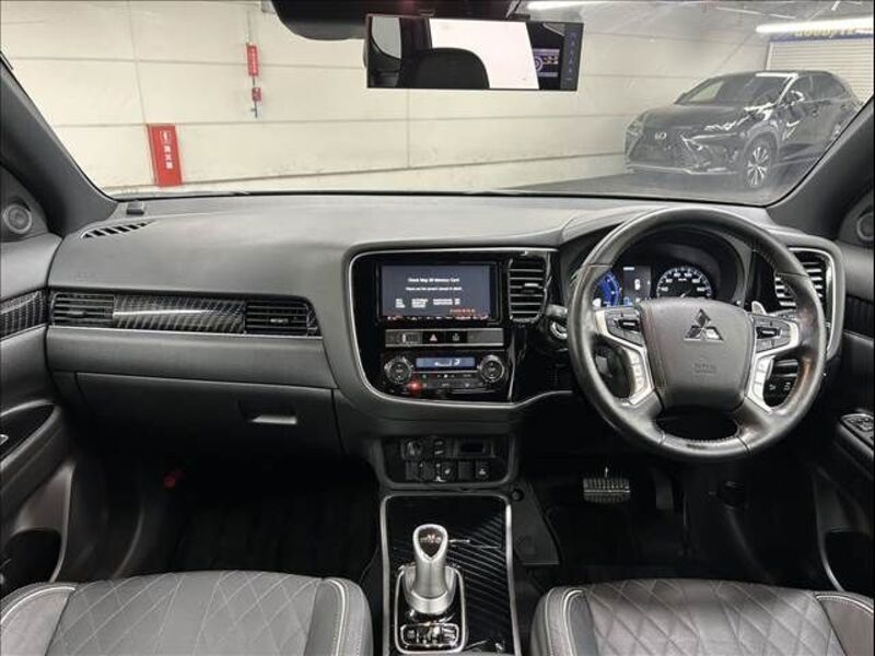 OUTLANDER PHEV